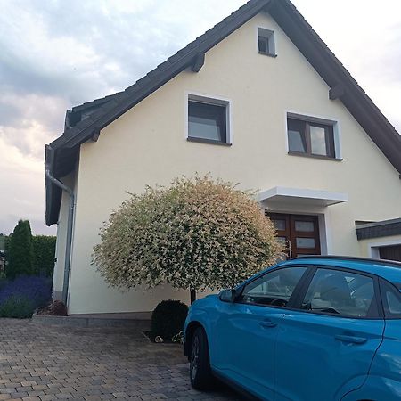 Ferienwohnung Sonnenblick Und Relax Зундерн Екстериор снимка